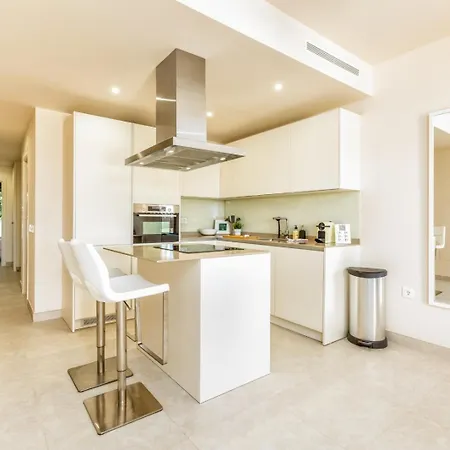 Apartment Vivi Homes - Lotus Pool, Garden, Gym & *